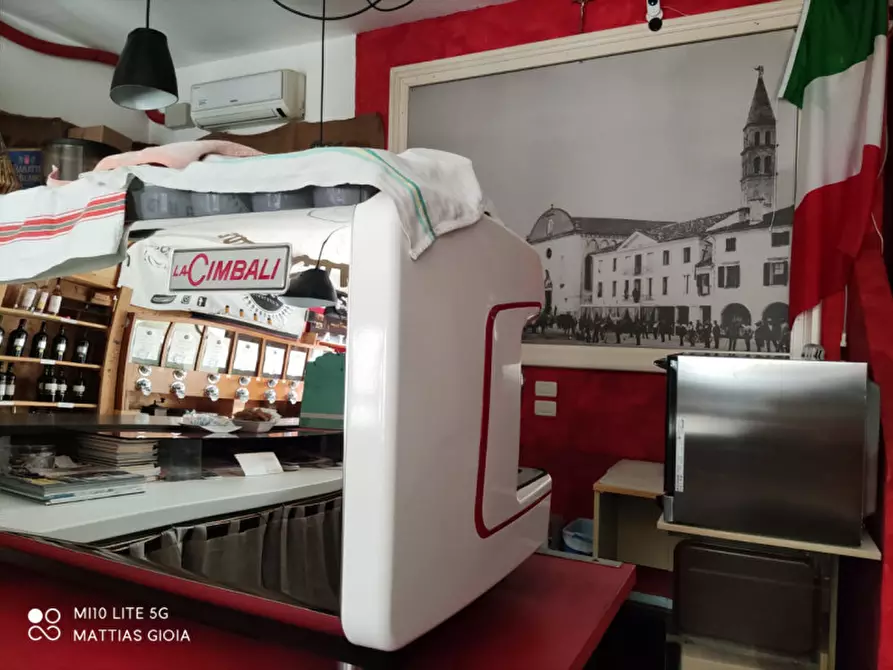 Immagine 13 di Attività commerciale in vendita  in via giuseppe garibaldi 103 oderzo a Oderzo