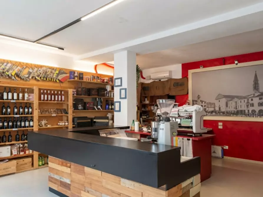 Immagine 6 di Attività commerciale in vendita  in via giuseppe garibaldi 103 oderzo a Oderzo