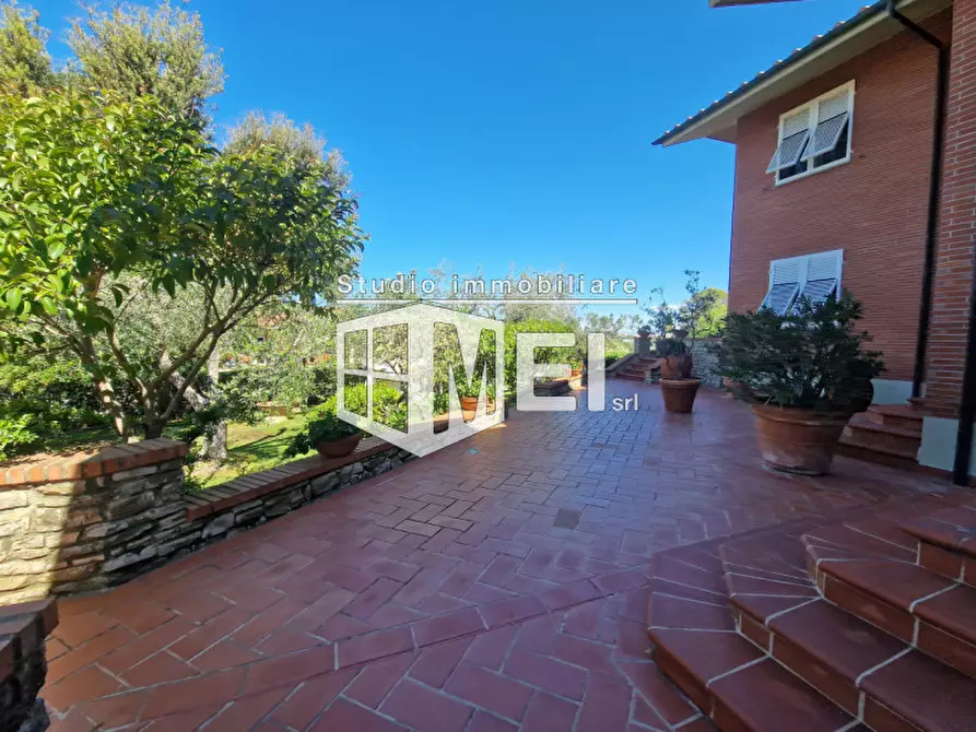 Immagine 8 di Villa in vendita  in Via Dell' olivara a Livorno