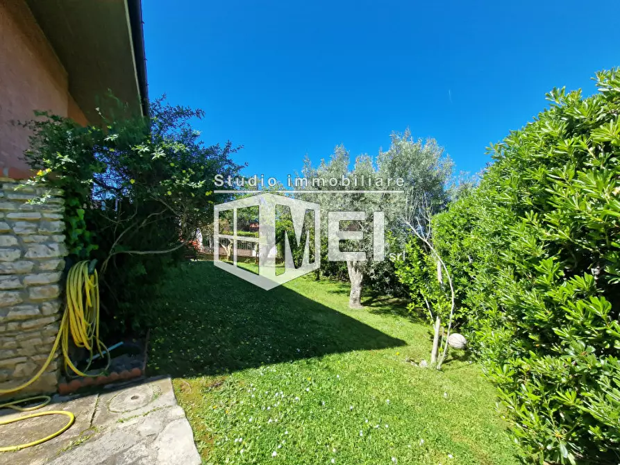 Immagine 32 di Villa in vendita  in Via Dell' olivara a Livorno