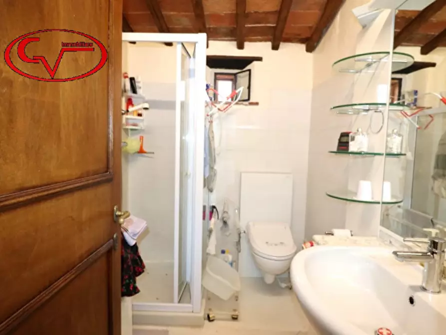 Immagine 17 di Villetta a schiera in vendita  in sogna a Bucine