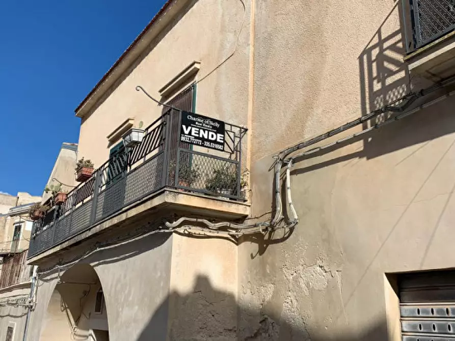 Immagine 1 di Casa indipendente in vendita  in Via Correri a Modica