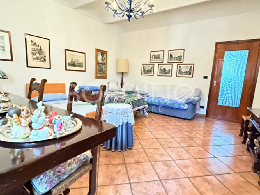 Immagine 6 di Casa trifamiliare in vendita  in Corso Guglielmo Marconi snc a Magliano Alfieri