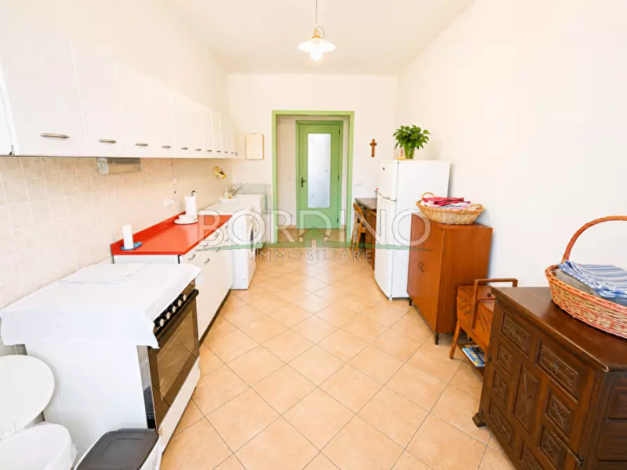 Immagine 10 di Casa trifamiliare in vendita  in Corso Guglielmo Marconi snc a Magliano Alfieri