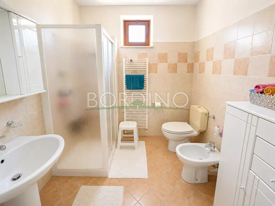 Immagine 12 di Casa trifamiliare in vendita  in Corso Guglielmo Marconi snc a Magliano Alfieri
