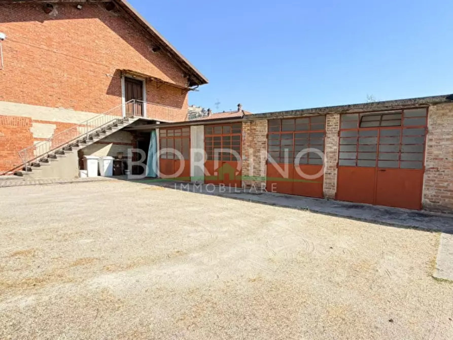 Immagine 44 di Casa trifamiliare in vendita  in Corso Guglielmo Marconi snc a Magliano Alfieri