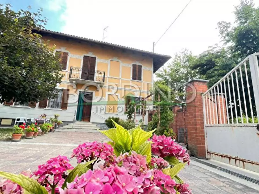 Immagine 1 di Casa indipendente in vendita  in XI Febbraio, snc a Magliano Alfieri
