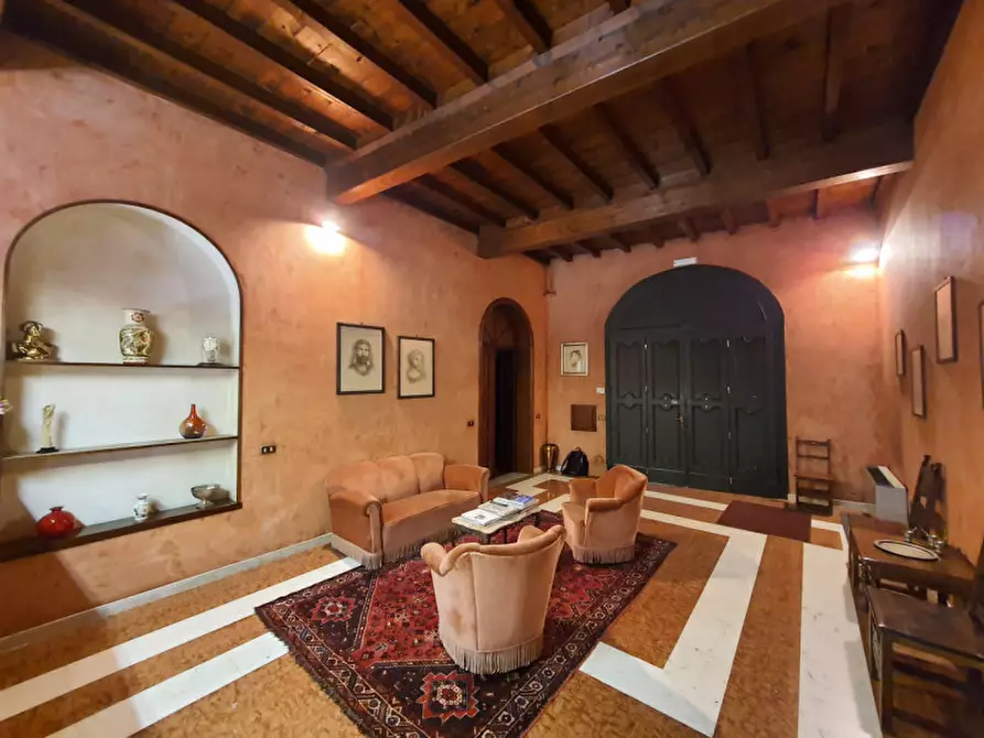 Immagine 4 di Palazzo in vendita  in via Verdi a Rovigo