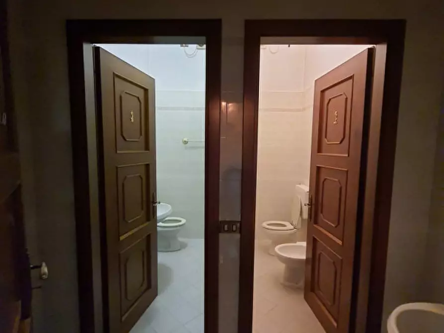 Immagine 10 di Palazzo in vendita  in via Verdi a Rovigo