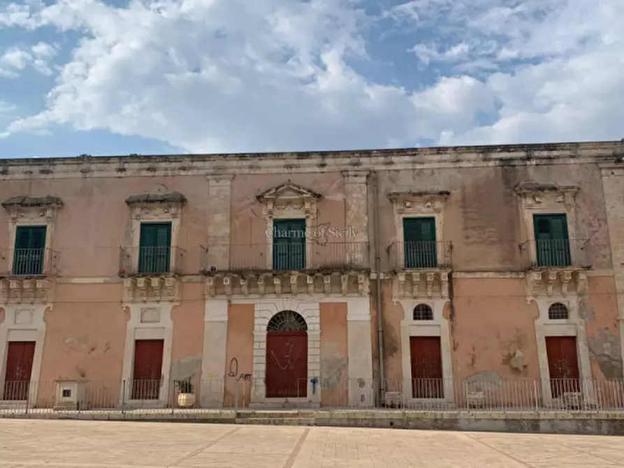 Immagine 1 di Casa indipendente in vendita  in Piazza Antonio Brancati a Ispica