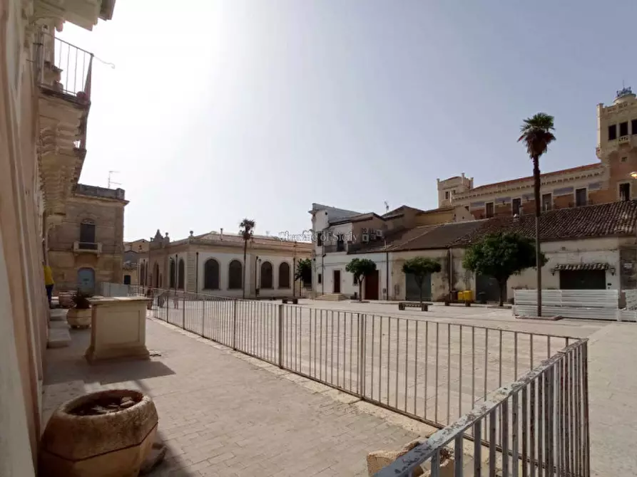 Immagine 3 di Casa indipendente in vendita  in Piazza Antonio Brancati a Ispica