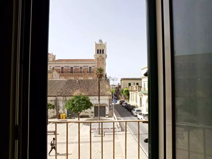 Immagine 15 di Casa indipendente in vendita  in Piazza Antonio Brancati a Ispica