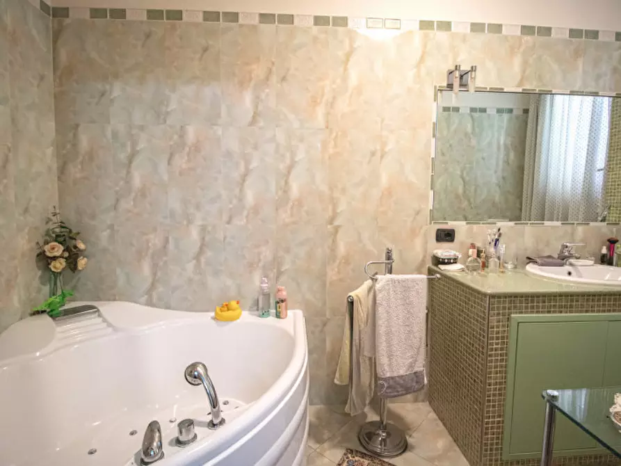 Immagine 9 di Casa indipendente in vendita  in Via Donatello a Poggio A Caiano