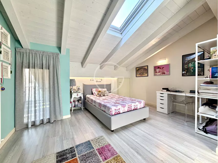 Immagine 18 di Casa indipendente in vendita  in Via Venezia a Desenzano Del Garda
