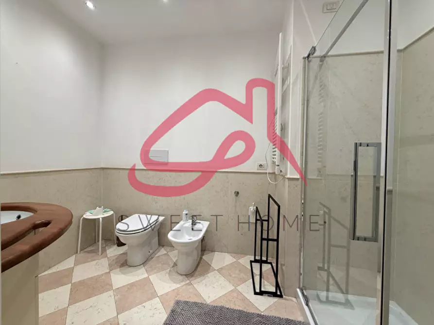 Immagine 9 di Camera in affitto  in Largo Europa a Padova