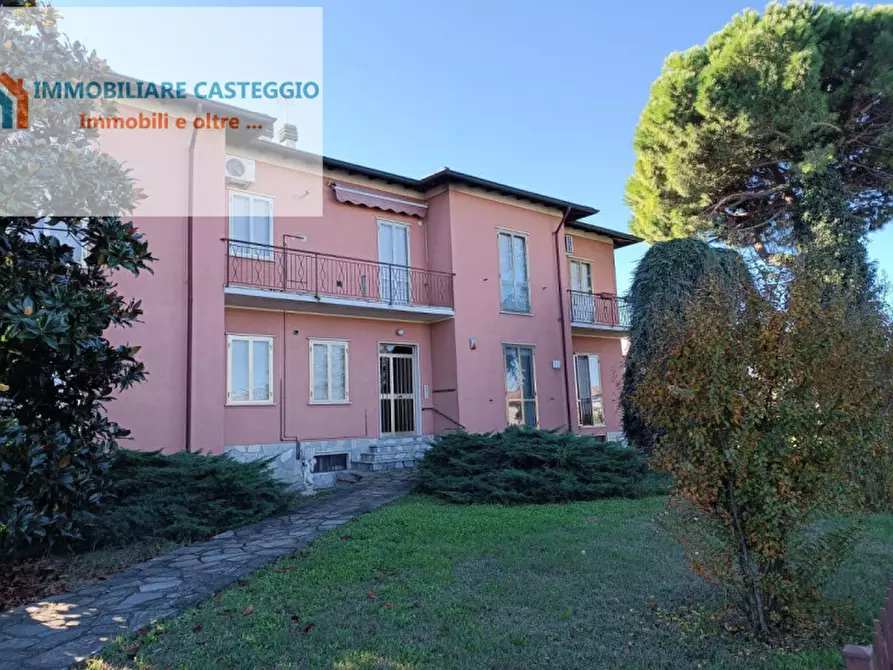 Immagine 1 di Appartamento in vendita  in Via Emilia a Santa Giuletta