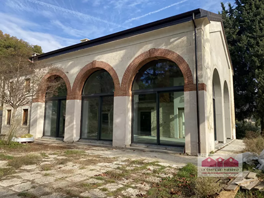 Immagine 1 di Villa in vendita  in via marzari a Brendola