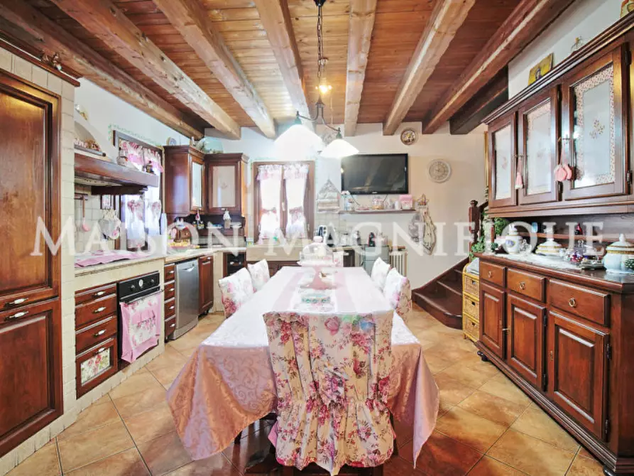 Immagine 1 di Villa in vendita  in Via Nazionale a Minerbio