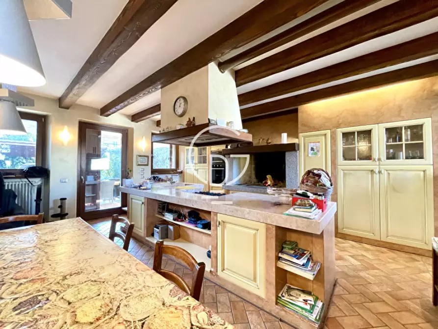Immagine 8 di Villa in vendita  in Punta Grò a Sirmione