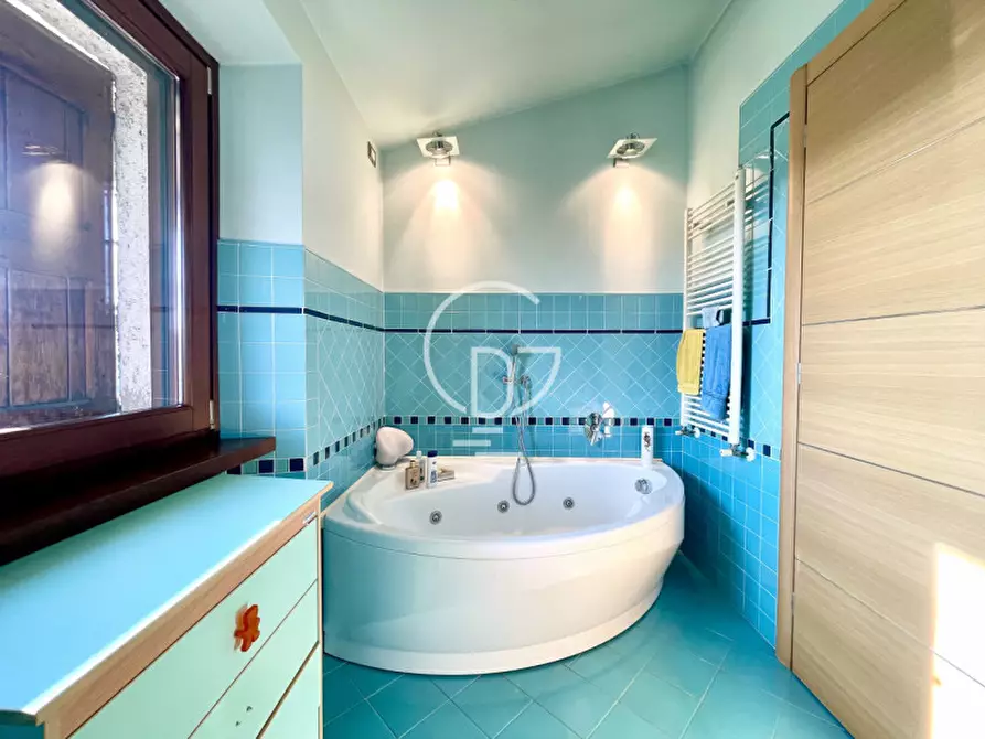 Immagine 20 di Villa in vendita  in Punta Grò a Sirmione