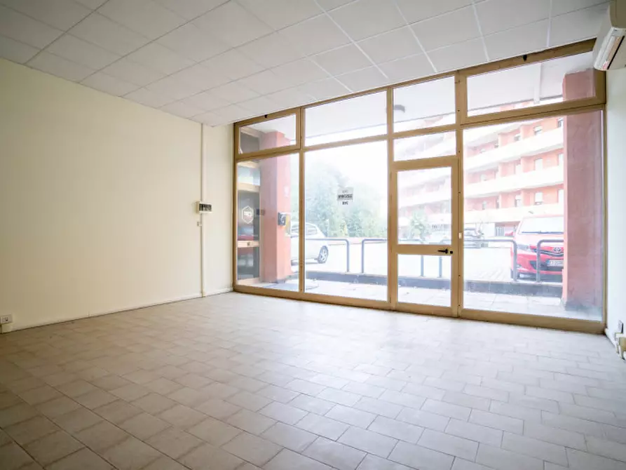 Immagine 3 di Ufficio in vendita  a Montegrotto Terme