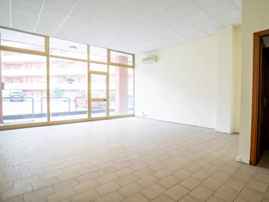 Immagine 2 di Ufficio in vendita  a Montegrotto Terme