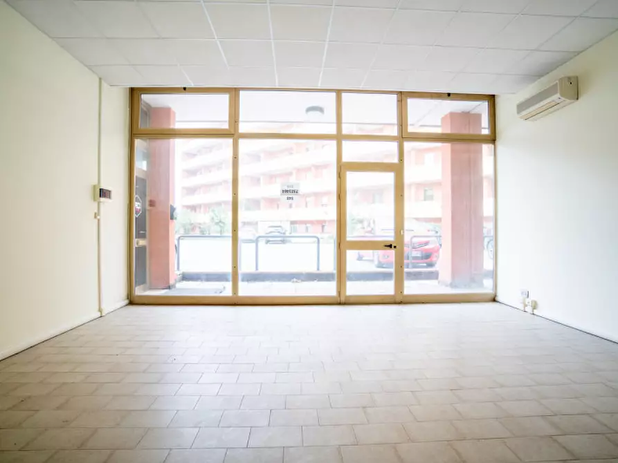 Immagine 3 di Ufficio in vendita  a Montegrotto Terme