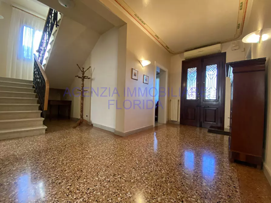 Immagine 1 di Villa in vendita  in Via Mogno a Camposampiero