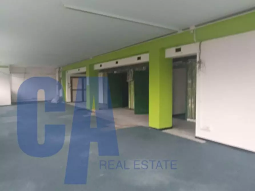 Immagine 24 di Ufficio in affitto  in VIA TONALE a Milano