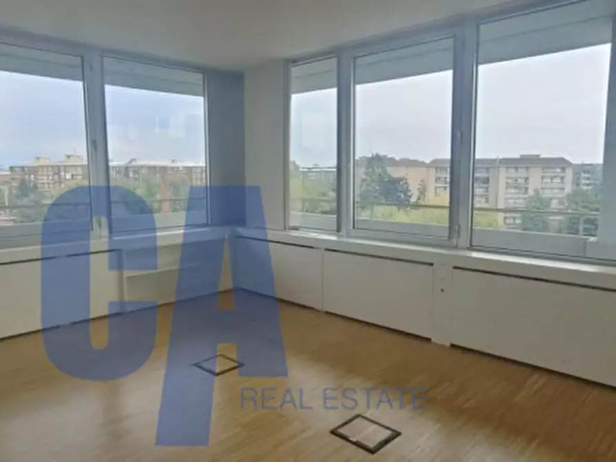 Immagine 4 di Ufficio in affitto  in VIA TONALE a Milano