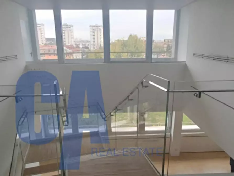 Immagine 8 di Ufficio in affitto  in VIA TONALE a Milano