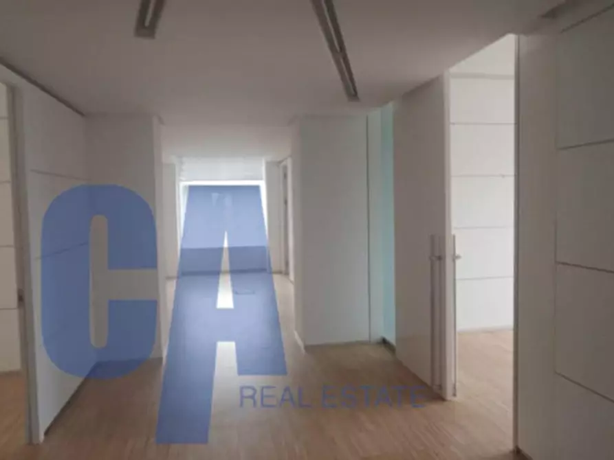 Immagine 19 di Ufficio in affitto  in VIA TONALE a Milano