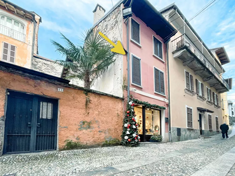 Immagine 1 di Villetta a schiera in vendita  in via Gippini 4 a Orta San Giulio