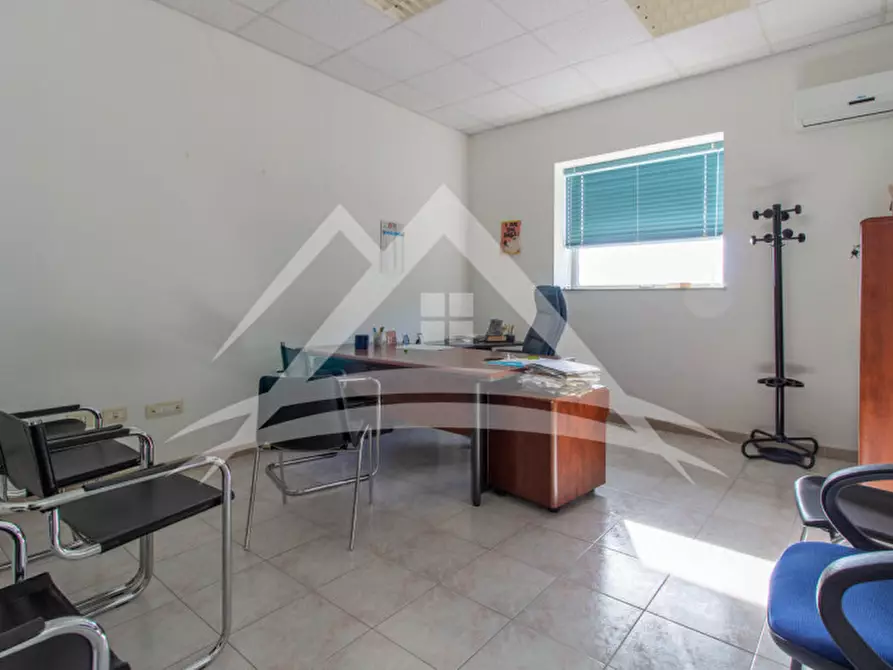 Immagine 8 di Capannone industriale in vendita  in Via Pigafetta, 30 a Porto Torres