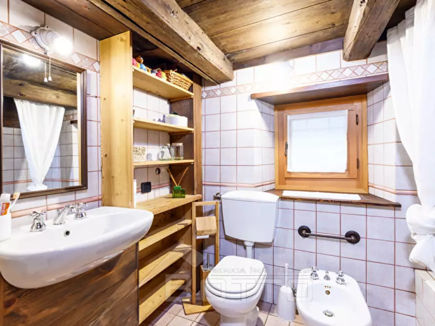 Immagine 14 di Attico in vendita  in frazione Boccorio 15/A a Alagna Valsesia