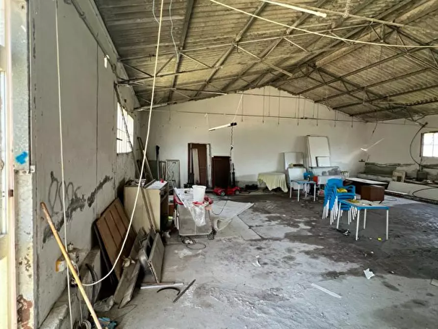 Immagine 2 di Capannone industriale in vendita  in san simplicio a Sassari