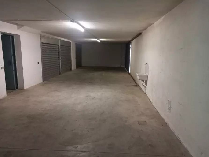 Immagine 37 di Appartamento in vendita  in via fausto coppi a Labico