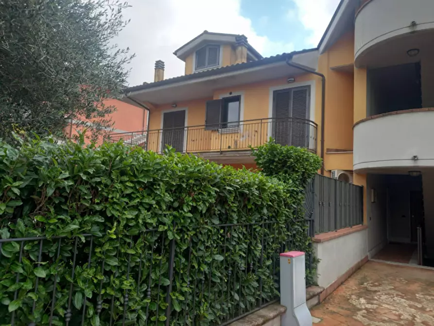 Immagine 47 di Appartamento in vendita  in via fausto coppi a Labico