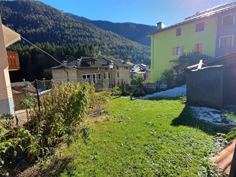 Immagine 5 di Casa indipendente in vendita  in Piazza della Chiesa a Sella Giudicarie
