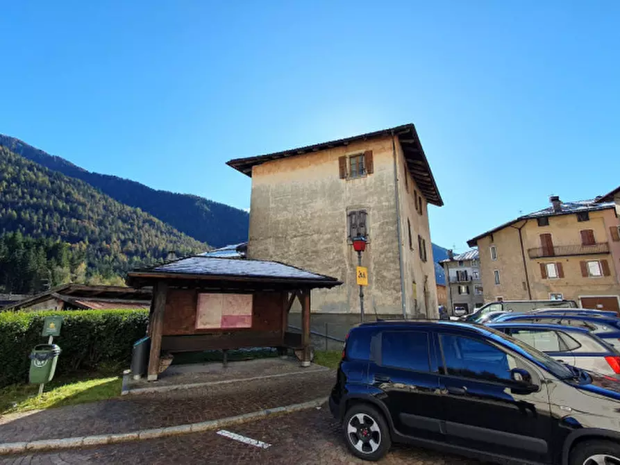 Immagine 9 di Casa indipendente in vendita  in Piazza della Chiesa a Sella Giudicarie