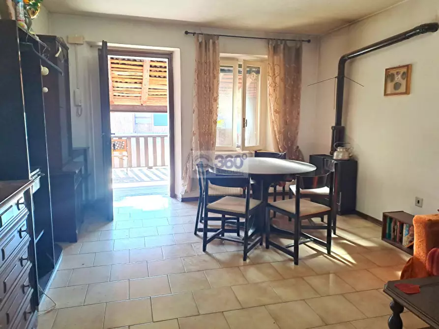 Immagine 2 di Casa indipendente in vendita  in Via S. Martino a Passirano