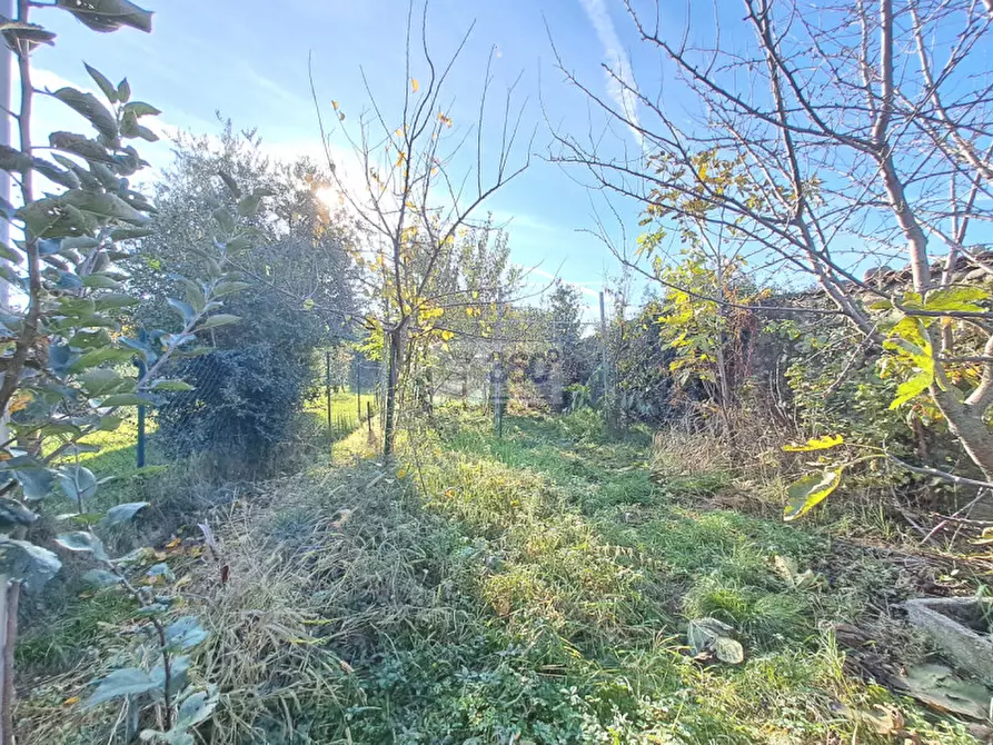 Immagine 12 di Casa indipendente in vendita  in Via S. Martino a Passirano