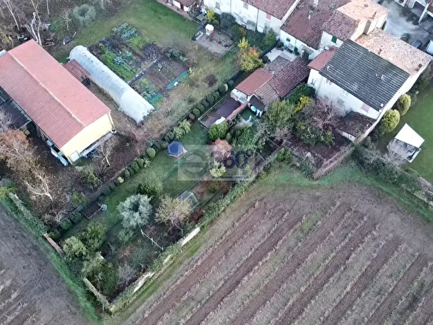 Immagine 16 di Casa indipendente in vendita  in Via S. Martino a Passirano