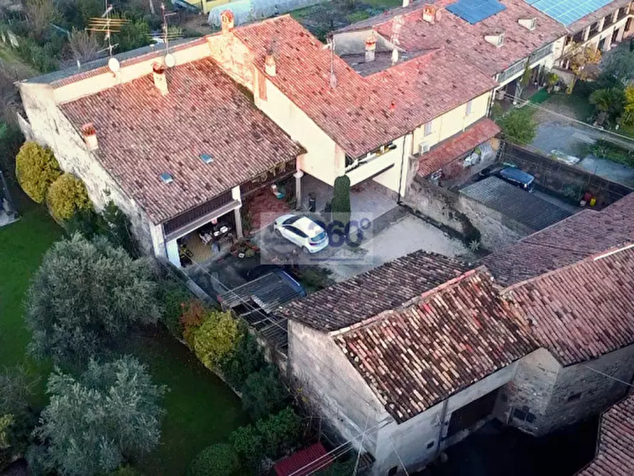Immagine 17 di Casa indipendente in vendita  in Via S. Martino a Passirano