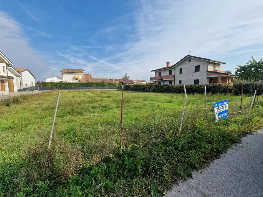 Immagine 1 di Terreno in vendita  in VICOLO DI VITTORIO a Solesino