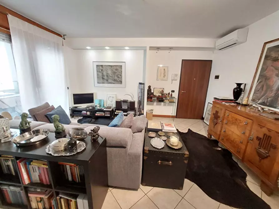 Immagine 1 di Appartamento in vendita  in viale verona a Vicenza