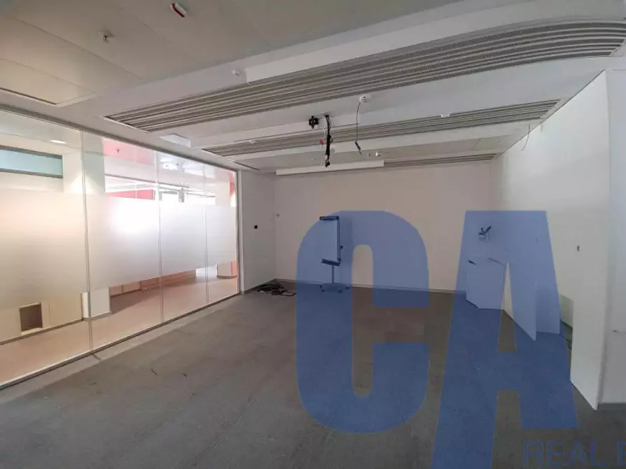 Immagine 5 di Ufficio in affitto  in VIA CAMPANIA a Monza