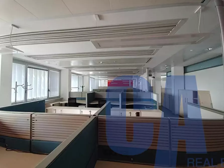 Immagine 3 di Ufficio in affitto  in VIA CAMPANIA a Monza