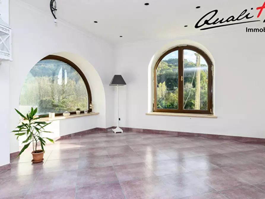 Immagine 1 di Villa in vendita  in via Piana a Vicovaro