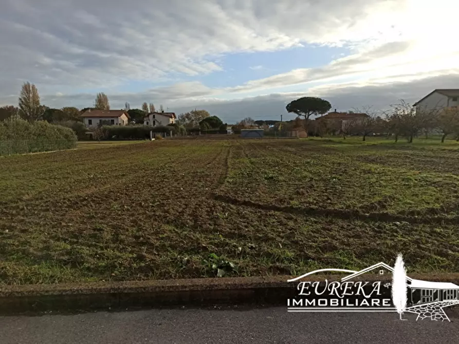 Immagine 3 di Terreno in vendita  in località Soccorso a Castiglione Del Lago